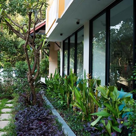 Angkor Sivutha Suites By Alfa Siem Reap Exterior photo